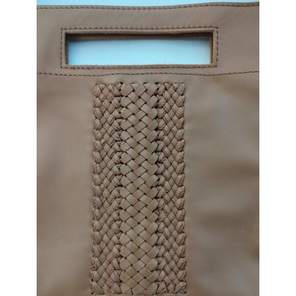 The Sak Teak Vachetta Leather Linden Crossbody Shoulder Handbag 9 x 12 x 1.5 - Picture 3 of 8